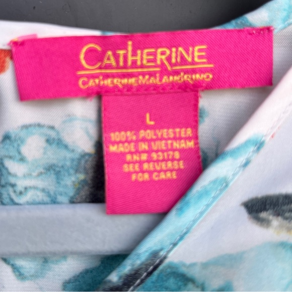 Smooth Operator!  CATHERINE MALANDRINO (EUC, Size L) V-Neck, SS Silky Print Top - Picture 7 of 7